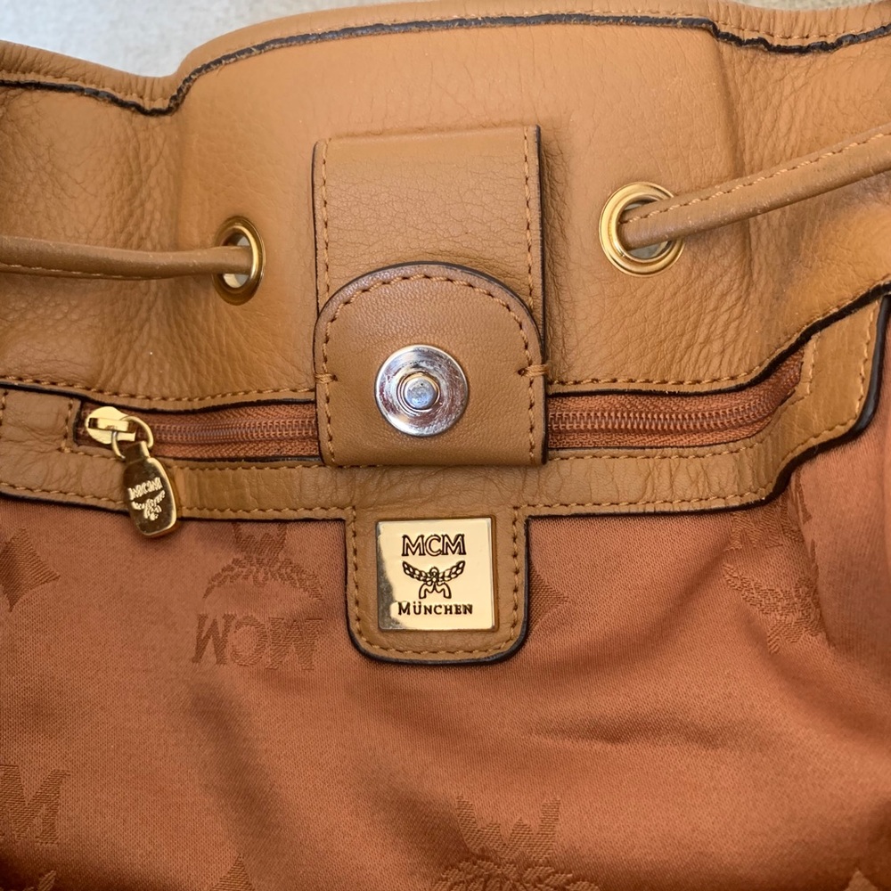 Authentic MCM Vicetos 3 in 1 Vicetos - Picture 4 of 8